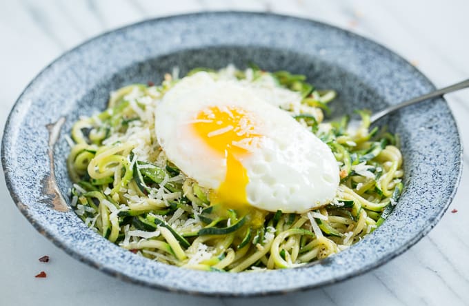 Easy Zucchini Noodles Aglio e Olio: Pantry Staple Dinner